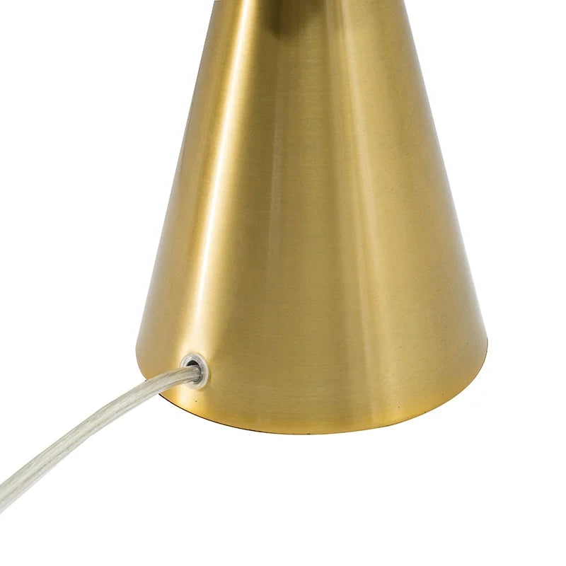 10x10x29.5" Crystal And Metal Buffet Lamp