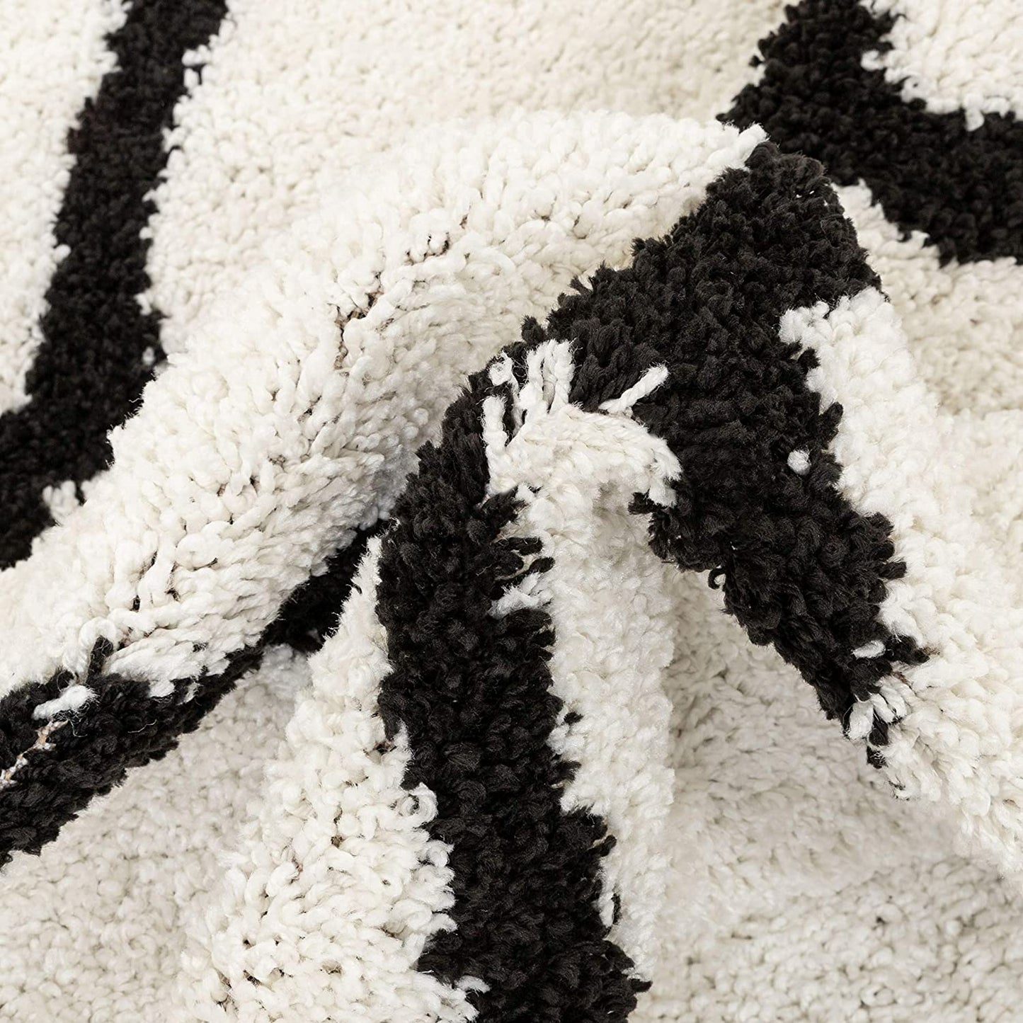 Celina Black Moroccan Shag Diamond Trellis Pattern Area Rug