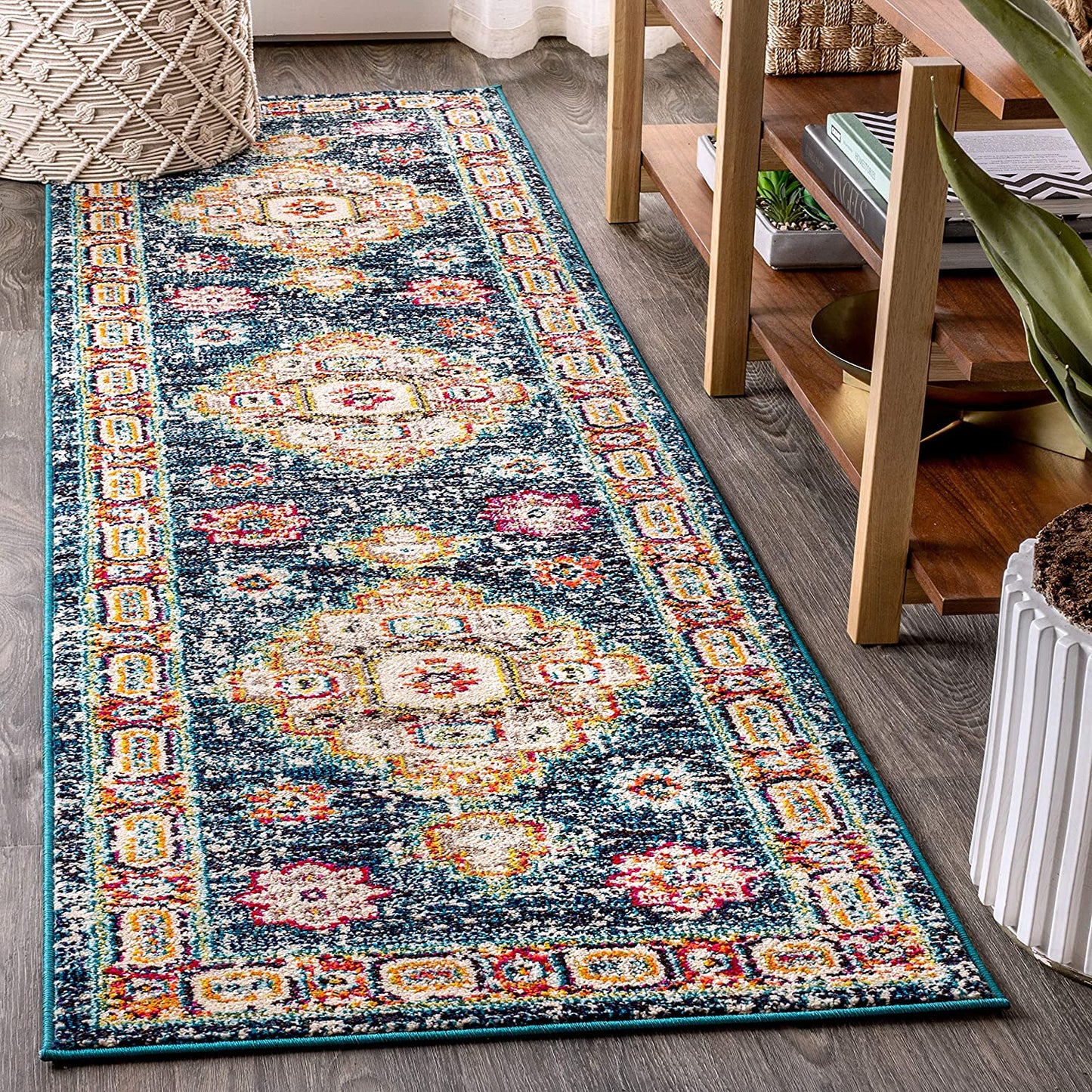 JONATHAN Y Bohemian FLAIR Boho Vintage Medallion Blue/Red soft Area Rug