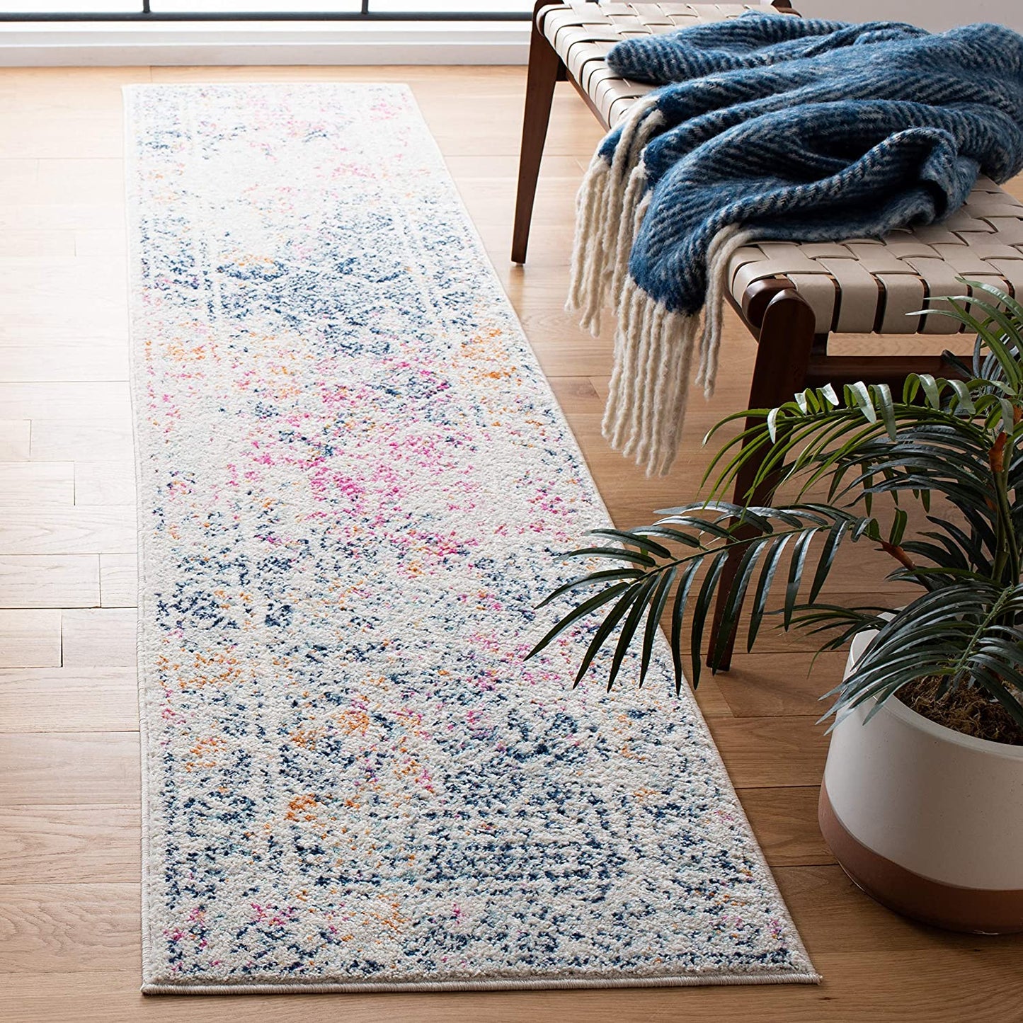 Moroccan Boho Distressed Ivory / Dark Blue