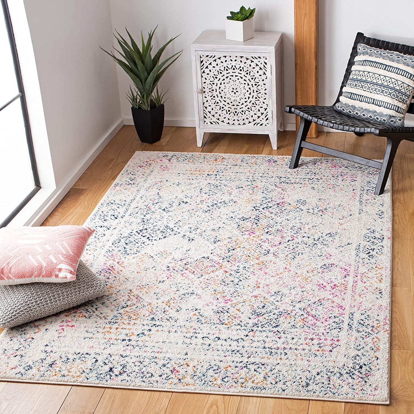 Moroccan Boho Distressed Ivory / Dark Blue