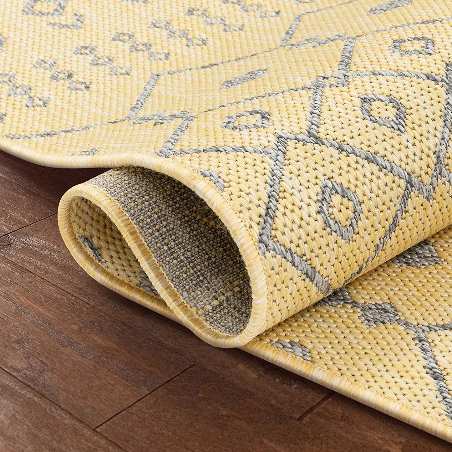 Nors Yellow Indoor/Outdoor Flat Weave Pile Nordic Lattice Pattern Runner Rug 3x10 (2'7" x 9'10")