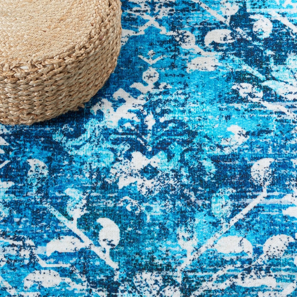 Riviera Hieke Floral & Botanical Machine Washable Soft Rug