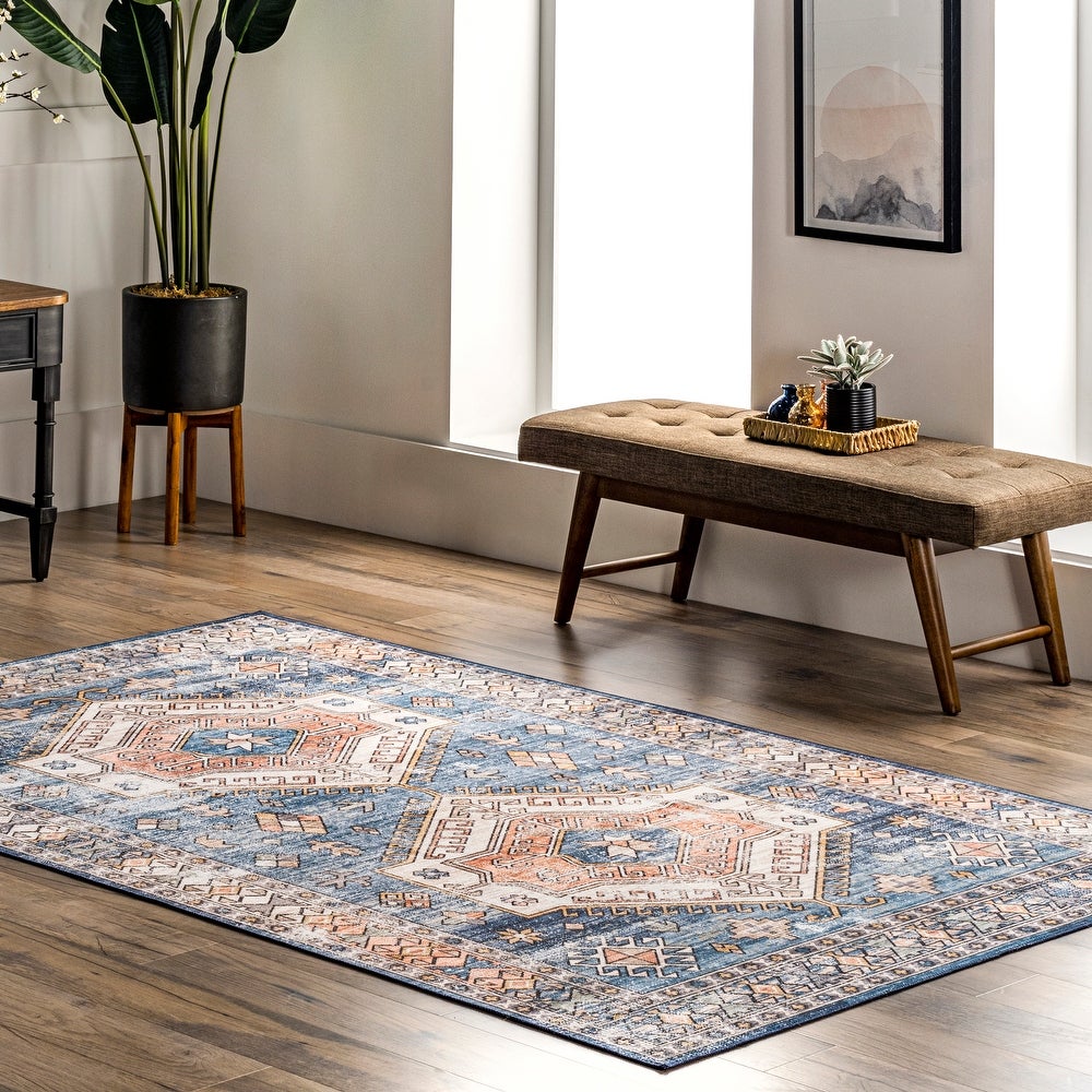 Mae Machine Washable Tribal Motif Area Rug