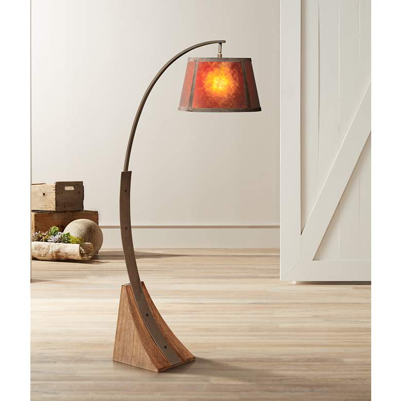 Oak River Dark Rust and Amber Mica Arc Floor Lamp