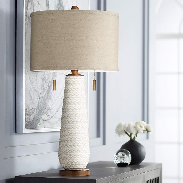 Euro Kingston White Ceramic Pull Chain Table Lamp