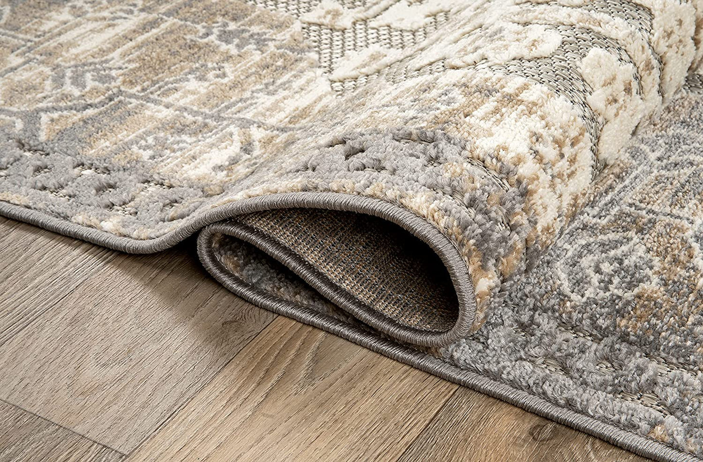 Distressed Traditional Indoor/Outdoor Area Rug