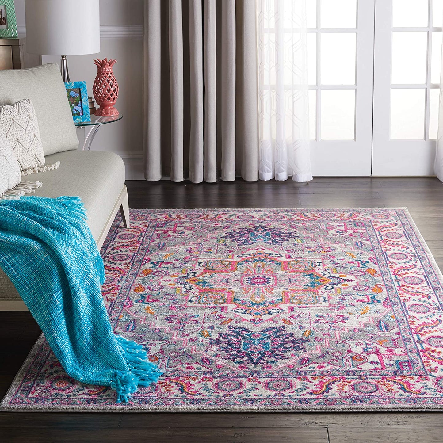 Persian Colorful Light Grey/Pink Area Rug