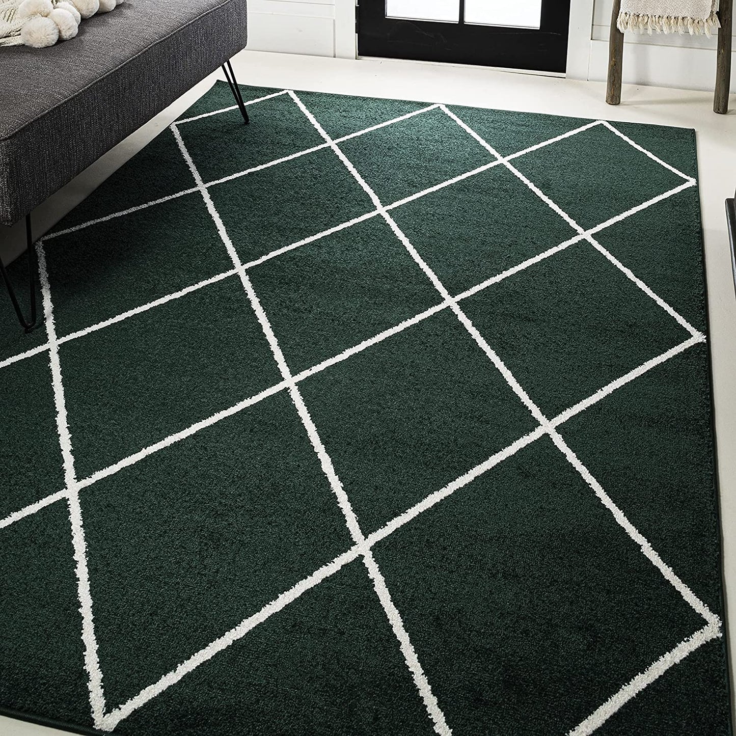 JONATHAN Y Minimalist Diamond Trellis soft Area Rug Bedroom Kitchen Multi/White