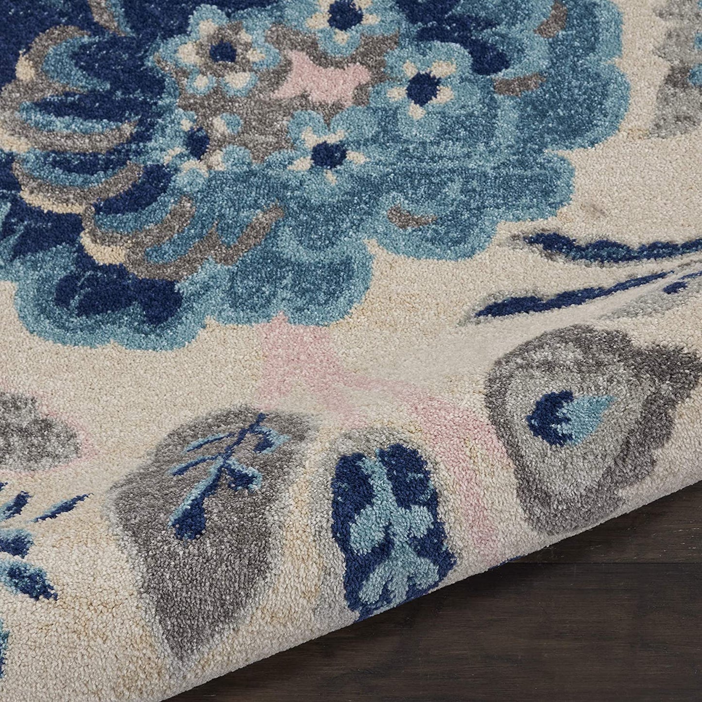 Tranquil Eclectic Floral Ivory/ Light Blue Area Rug