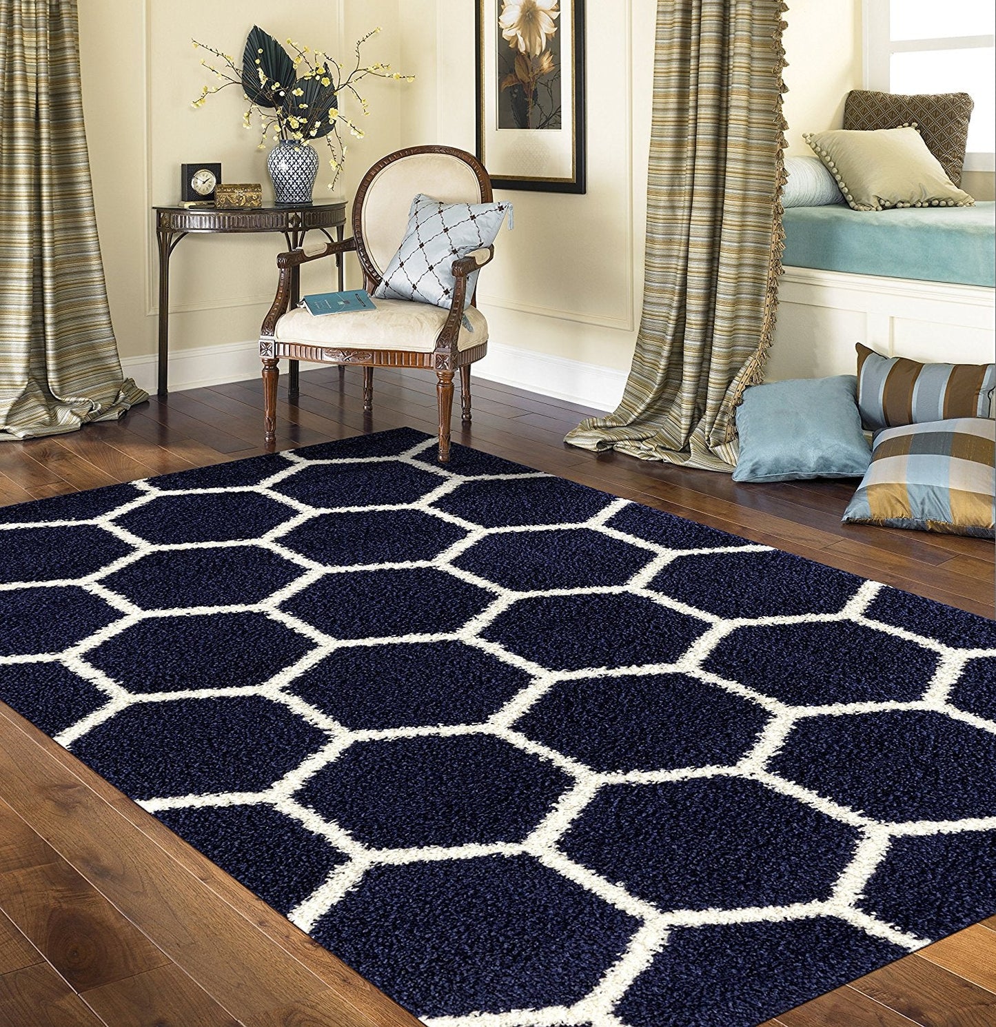 Cozy Geometric Shag Navy Area Rug