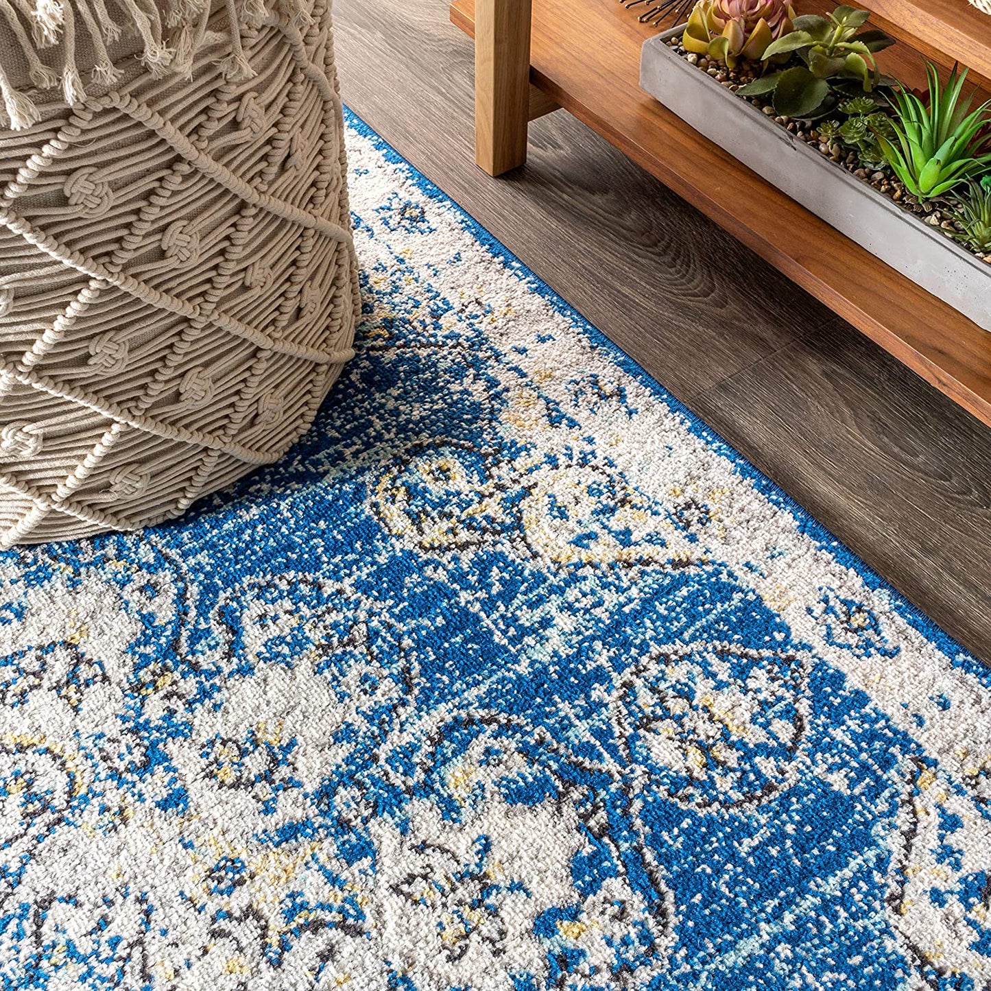 Bohemian FLAIR Boho Vintage Medallion Blue/Cream Soft Area Rug