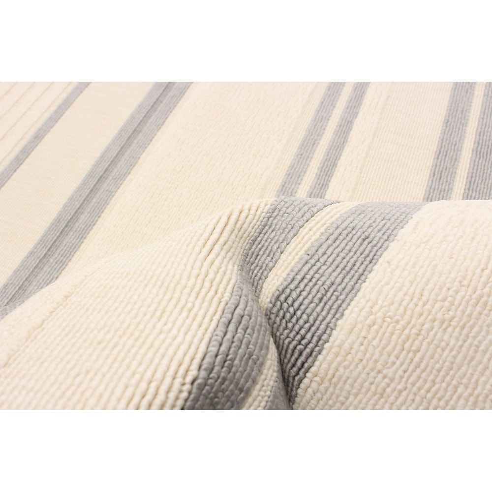 Indoor/ Outdoor Ivory Blue Nsvy Stripes Soft  Rug