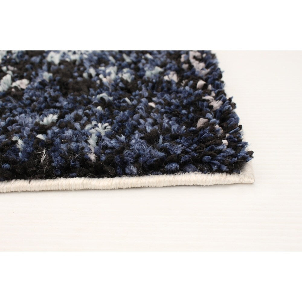 Diamond Pattern Navy Classic Soft Rug