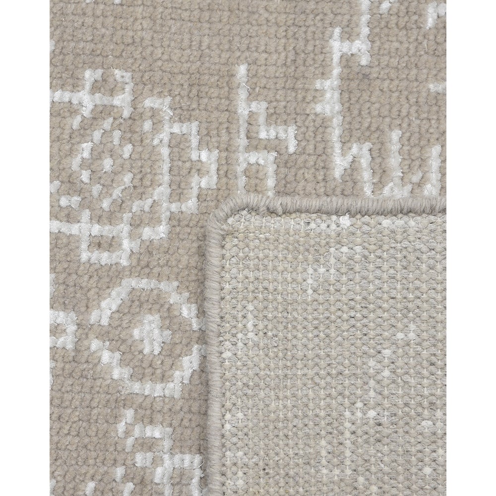 Justin Contemporary Transitional Hand-Knotted Area Rug