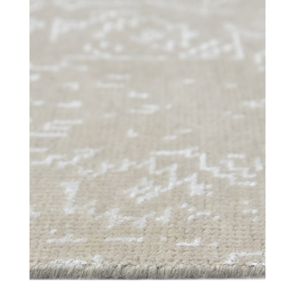 Justin Contemporary Transitional Hand-Knotted Area Rug