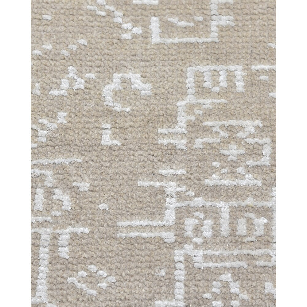 Justin Contemporary Transitional Hand-Knotted Area Rug