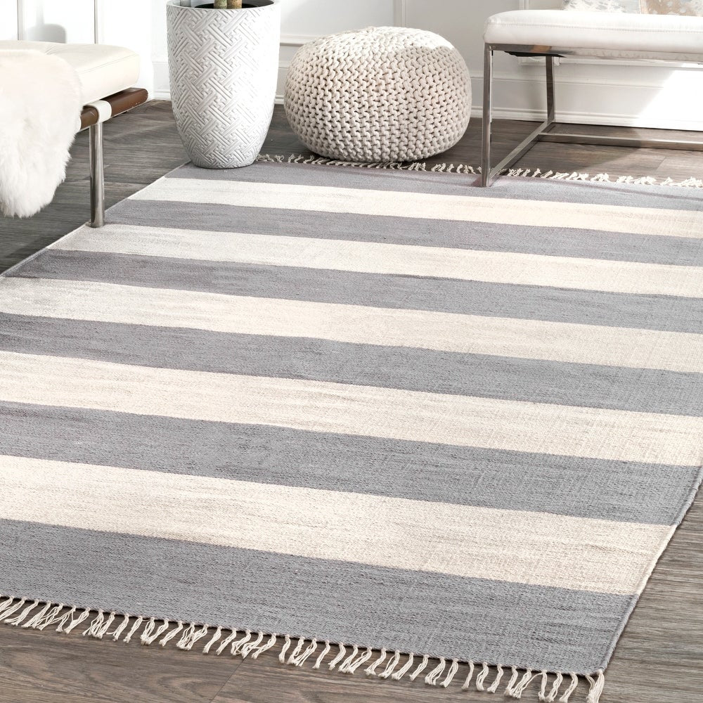 Casual Coastal Stripped Fringe Area Rug