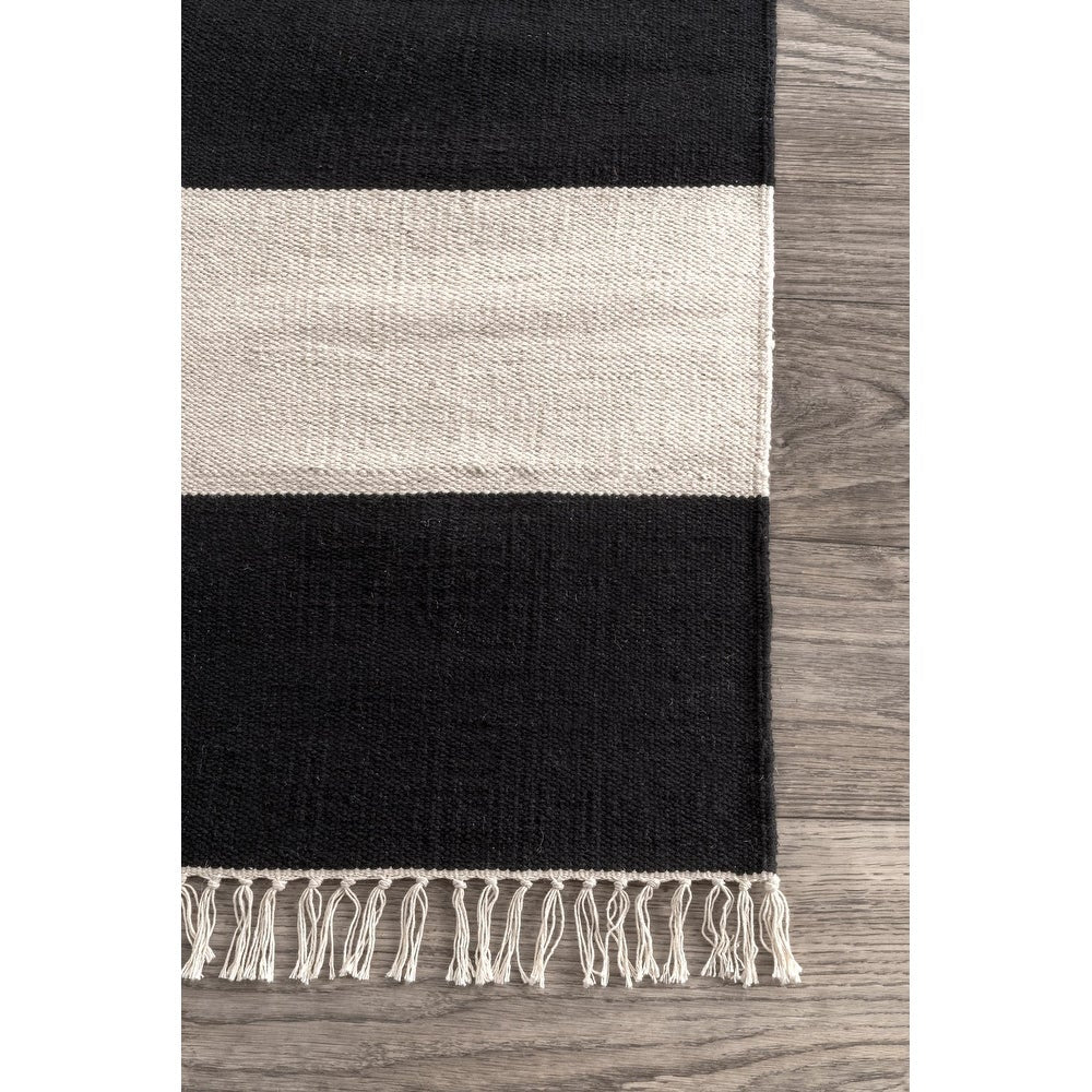 Casual Coastal Stripped Fringe Area Rug
