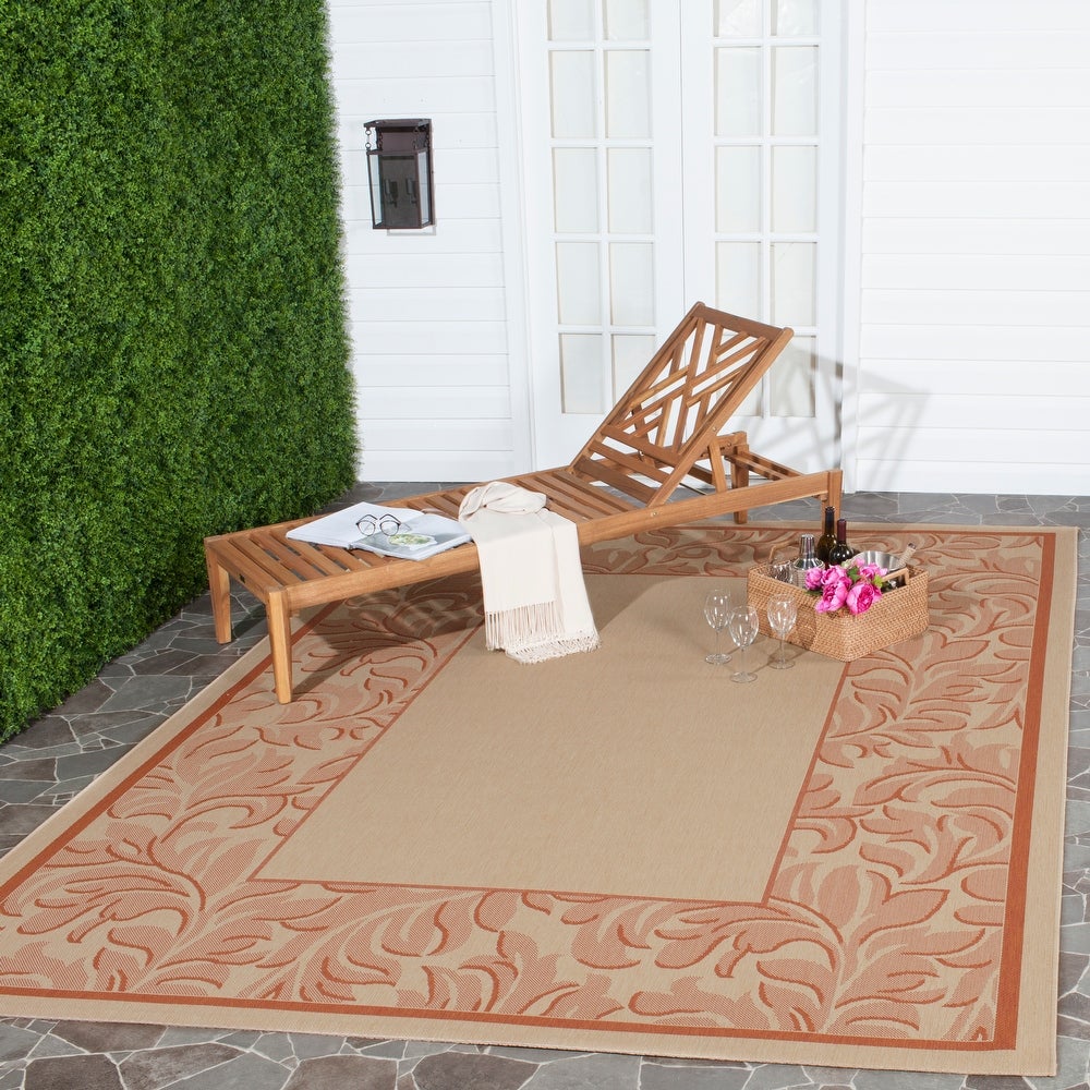 Courtyard Mardell Indoor/ Outdoor Patio Backyard Soft Rug