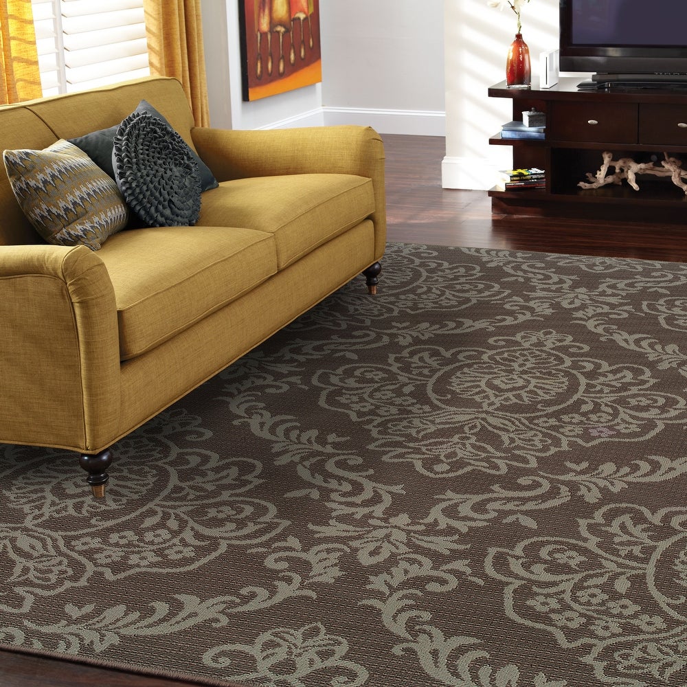 Bletcher Floral Damask Indoor/ Outdoor Soft Area Rug