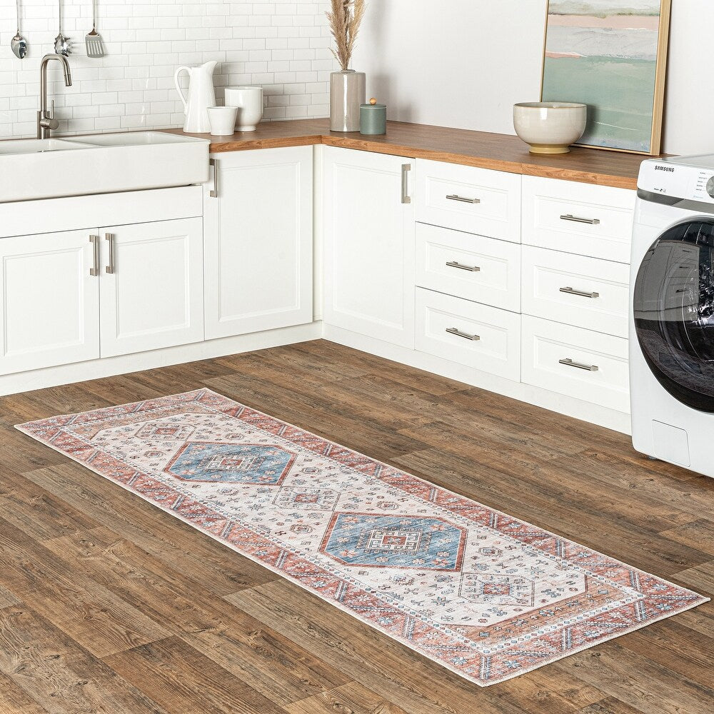 Elowyn Machine Washable Medallion Area Rug