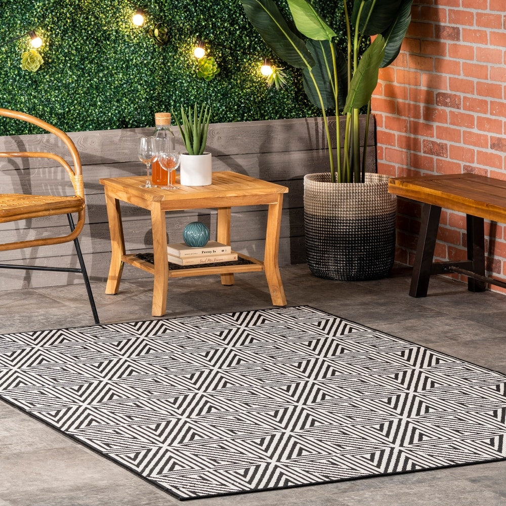 Geometric  Modern Abstract Indoor/Outdoor Area Rug