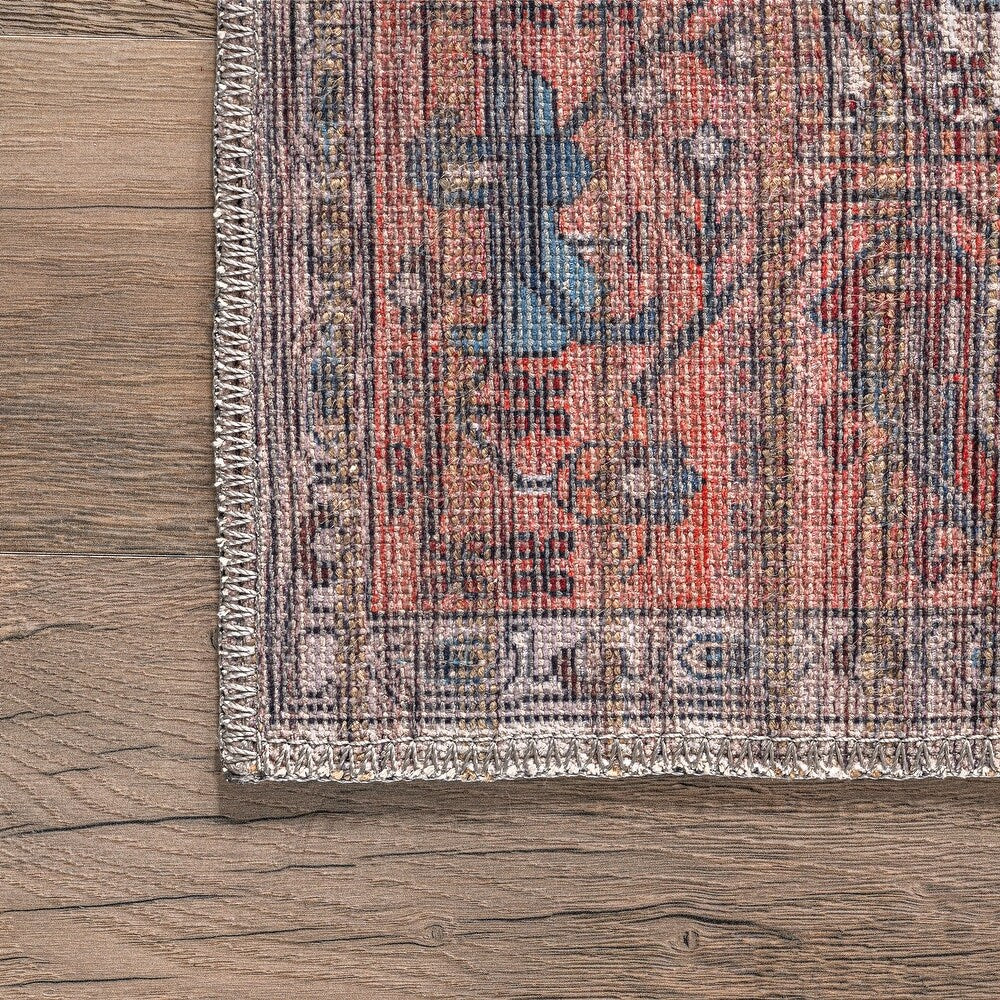 Marilyn Machine Washable Distressed Persian Border Area Rug